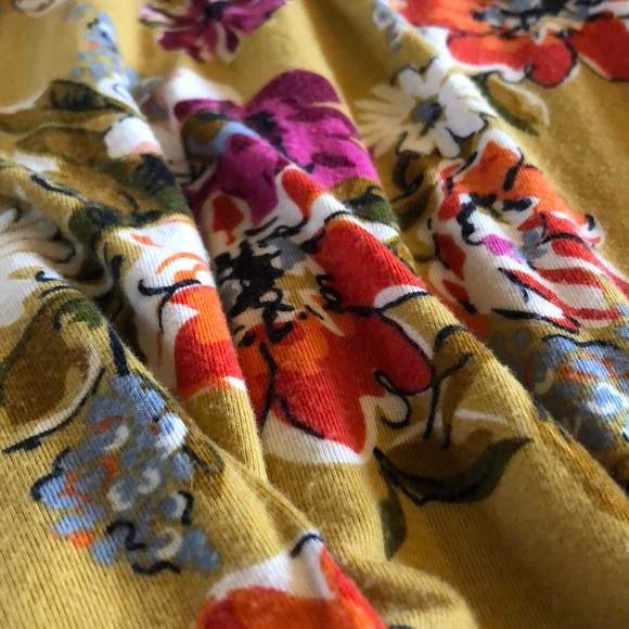 Two Tier Tank - Picture 2 of 2